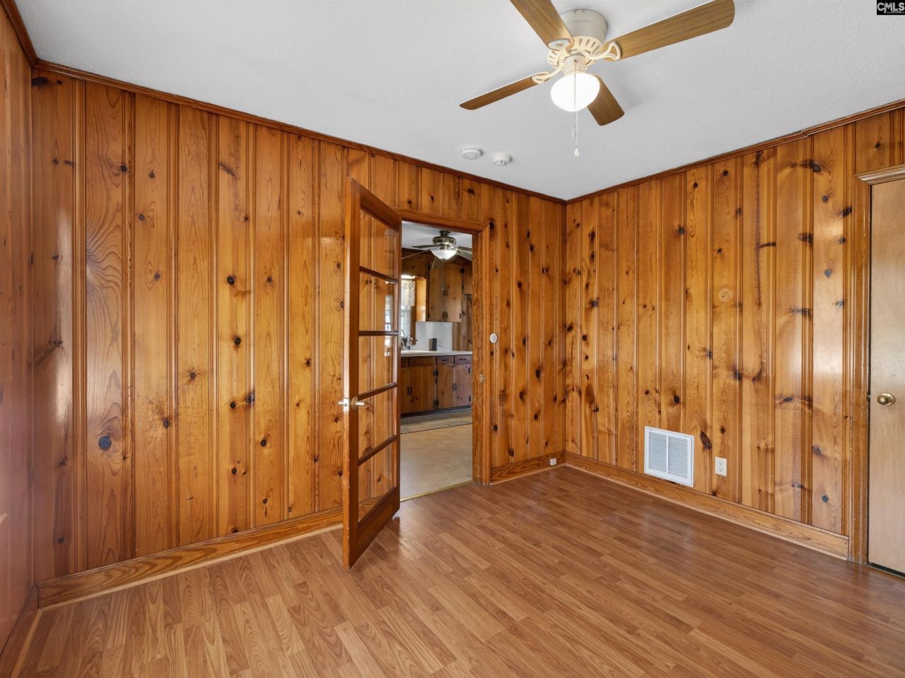 318 Wattling Road  Photo 54