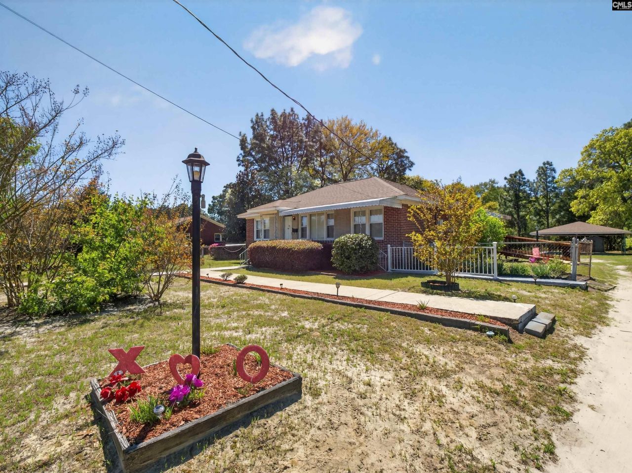 318 Wattling Road  Photo 9