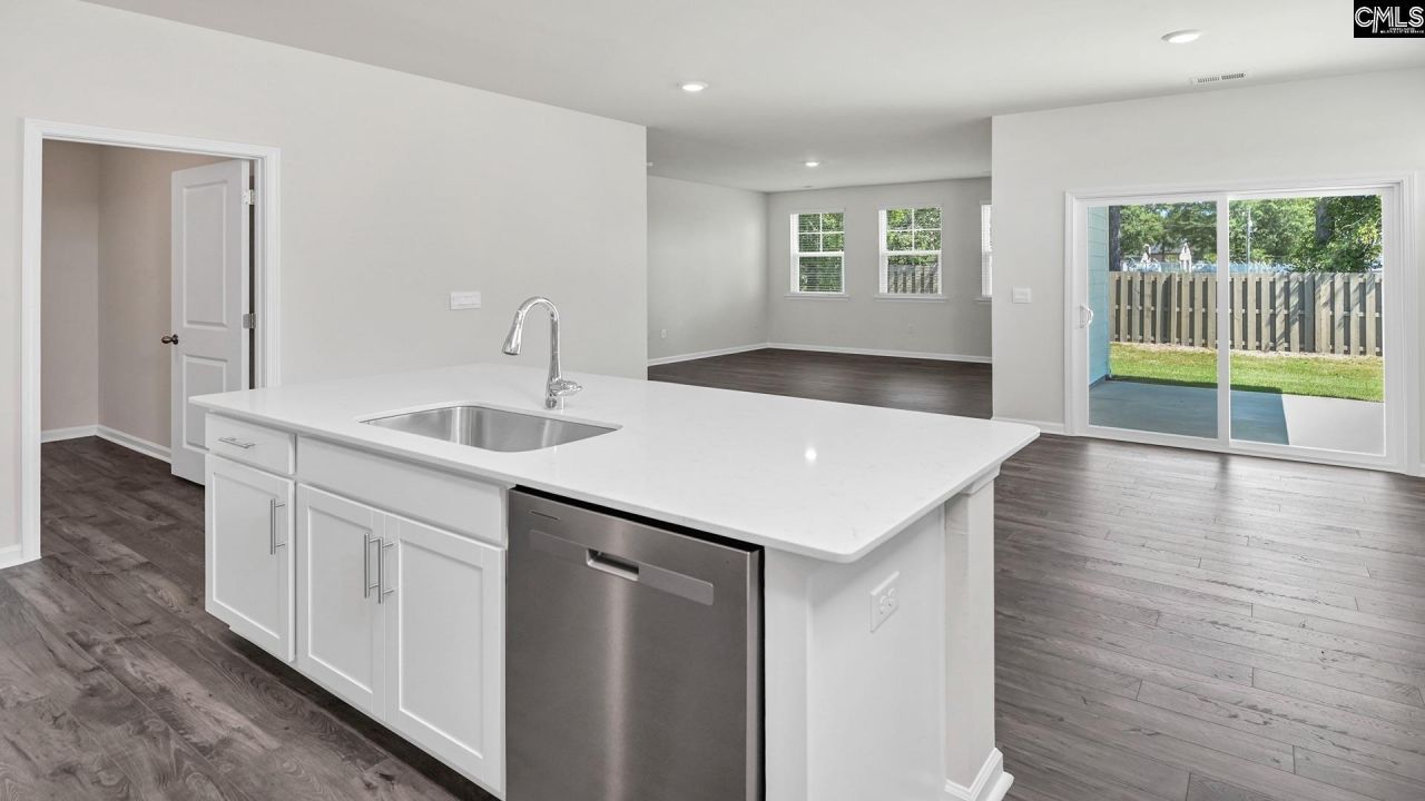 329 Babcock Way Photo 6