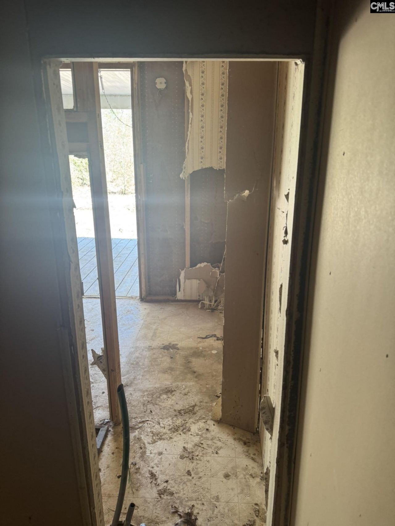 230 Ann Street  Photo 11