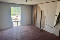 230 Ann Street  photo 4