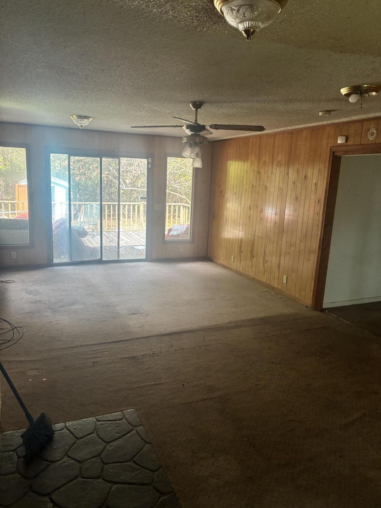 112 Garnet Street Photo 17