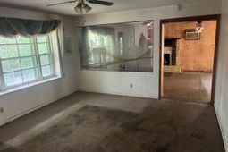 112 Garnet Street photo 4