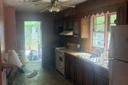 112 Garnet Street photo 4