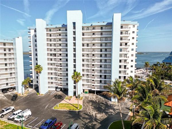 15031 Punta Rassa RD, Unit 202, FORT MYERS, FL 33908