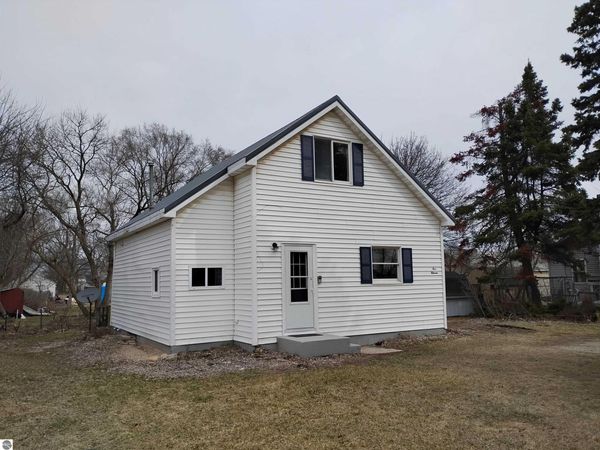 511 Woodworth Avenue, Mt Pleasant, MI 48858