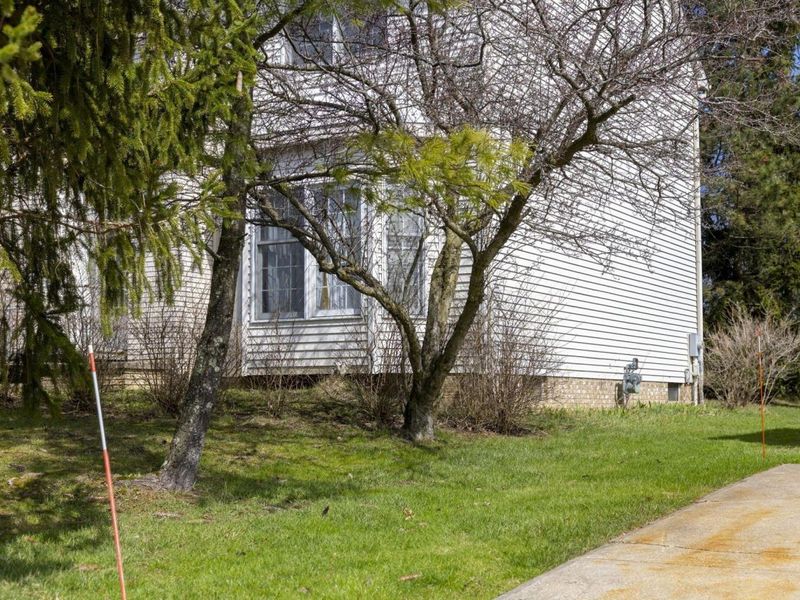 7571 Pleasant Run Drive , Seven Hills, OH 44131 Photo 6