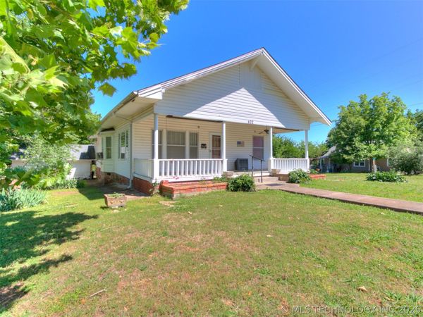 402 N Cimarron Avenue, Drumright, OK 74030