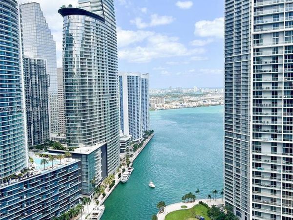 77 SE 5TH, Unit 3614, Miami, FL 33131