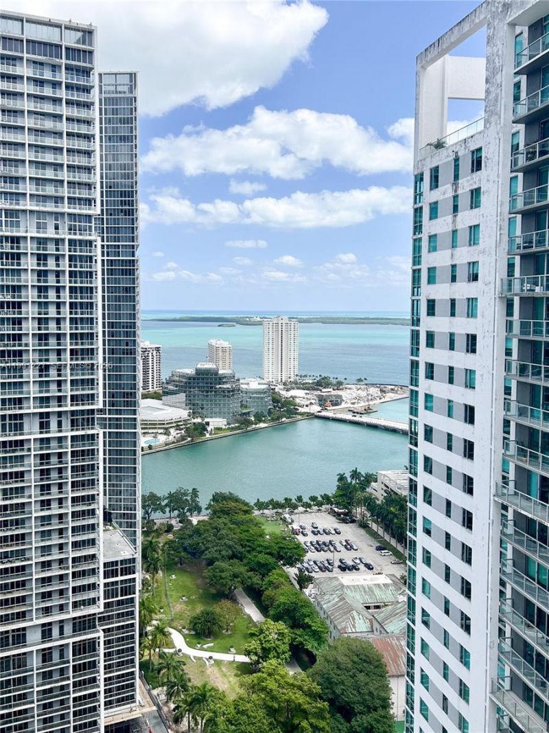 77 SE 5th, Unit 3614, Miami, FL 33131 Photo