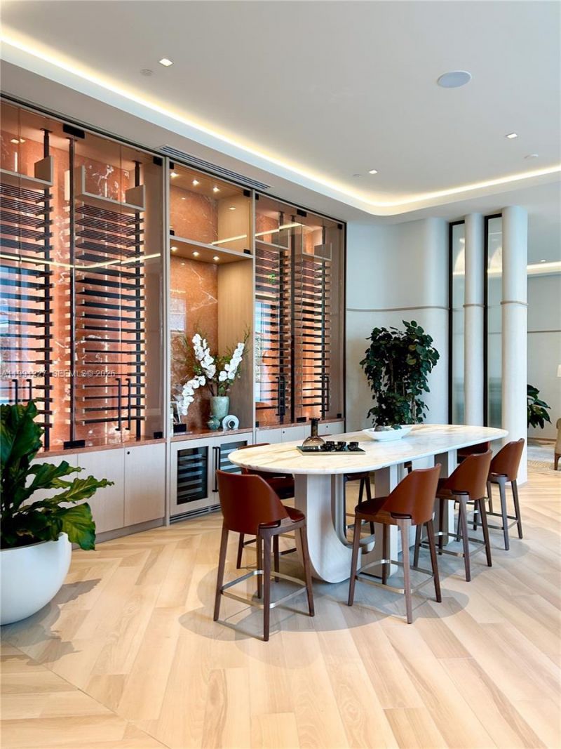 77 SE 5th, Unit 3614, Miami, FL 33131 Photo