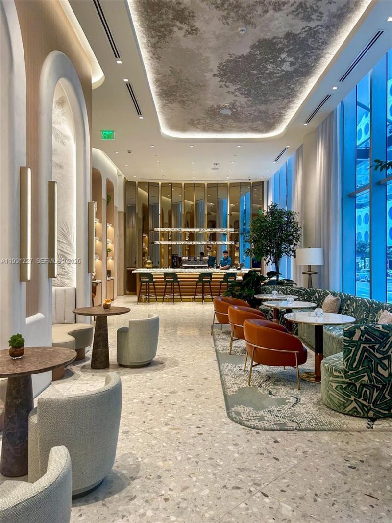 77 SE 5th, Unit 3614, Miami, FL 33131 Photo