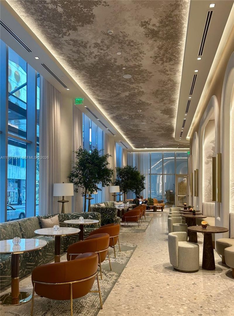 77 SE 5th, Unit 3614, Miami, FL 33131 Photo