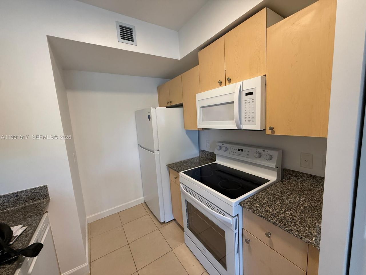 2493 Centergate Dr, Unit 102, Miramar, FL 33025 Photo