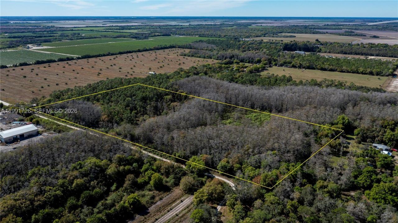 900 G Rd, La Belle, FL 33935 Photo