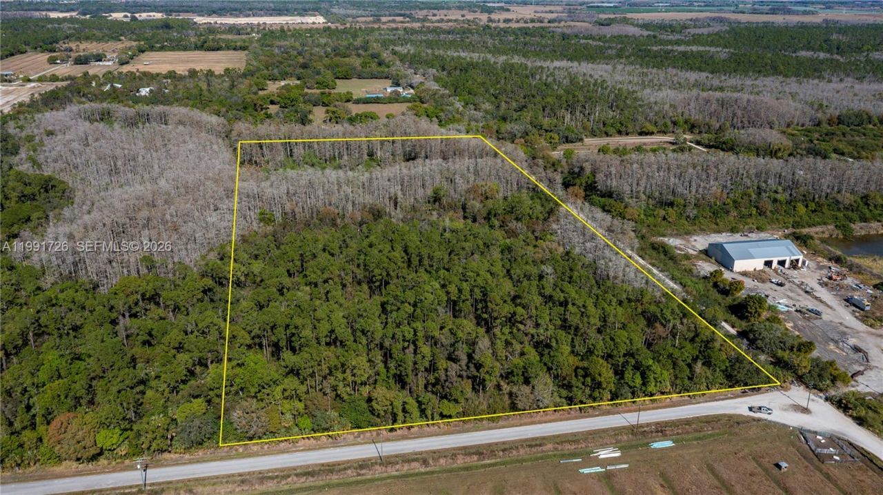 900 G Rd, La Belle, FL 33935 Photo