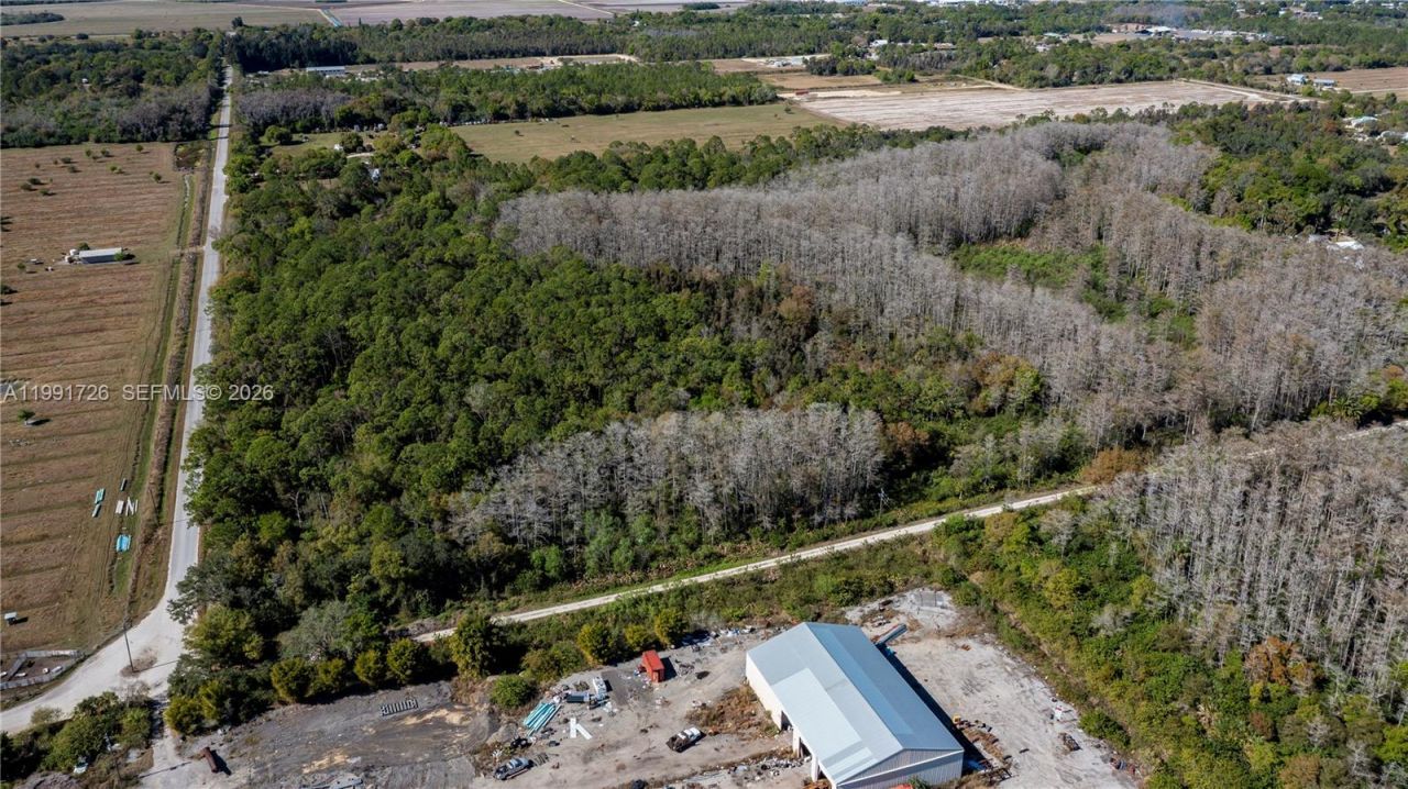 900 G Rd, La Belle, FL 33935 Photo