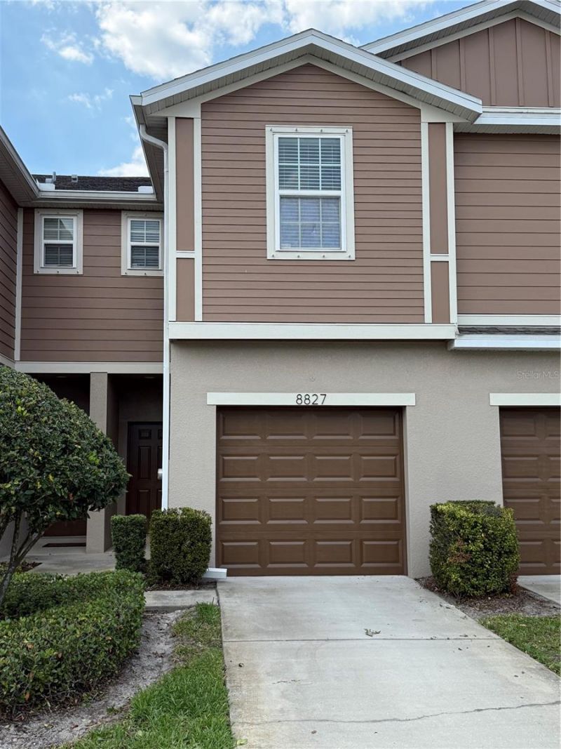 8827 Turnstone Haven Place, Tampa, FL 33619 Main Photo