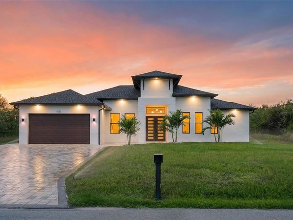 1015 HOFFER STREET, PORT CHARLOTTE, FL 33953