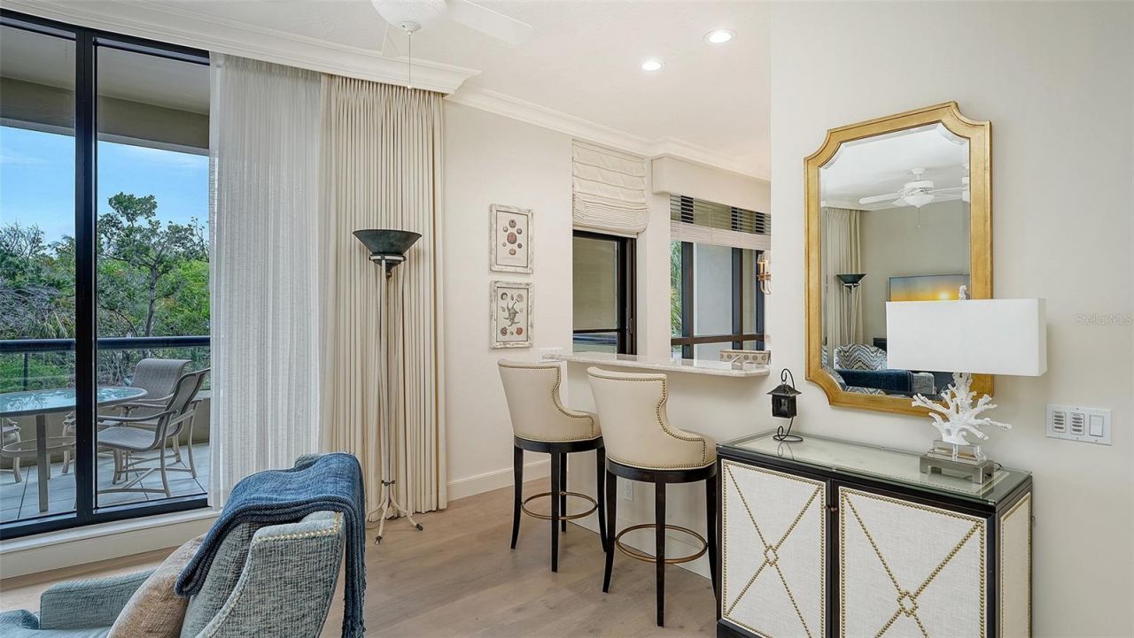 1281 Gulf Of Mexico Drive, Unit 111, Longboat Key, FL 34228 Photo