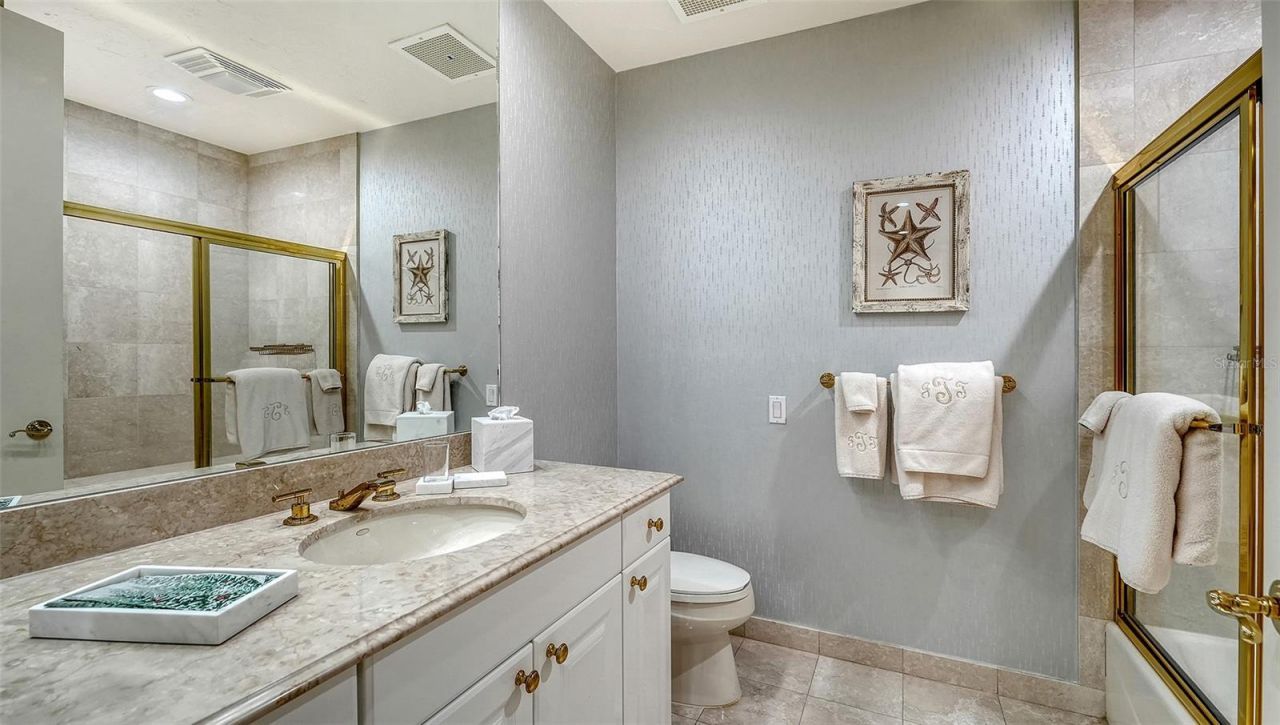 1281 Gulf Of Mexico Drive, Unit 111, Longboat Key, FL 34228 Photo