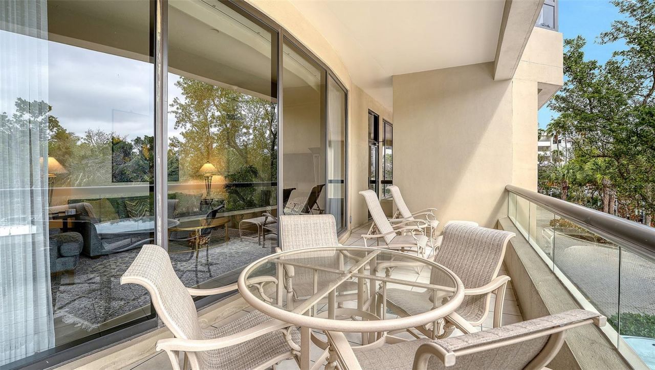 1281 Gulf Of Mexico Drive, Unit 111, Longboat Key, FL 34228 Photo