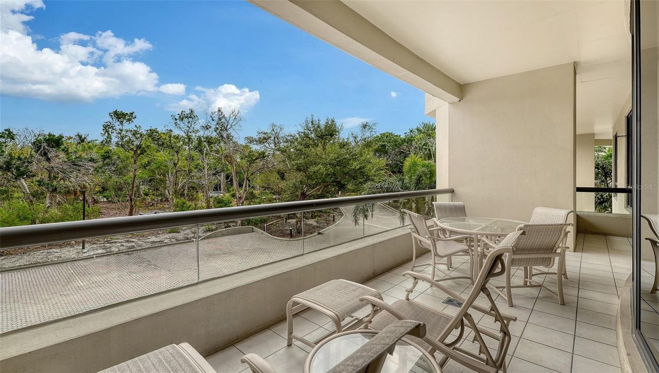 1281 Gulf Of Mexico Drive, Unit 111, Longboat Key, FL 34228 Photo