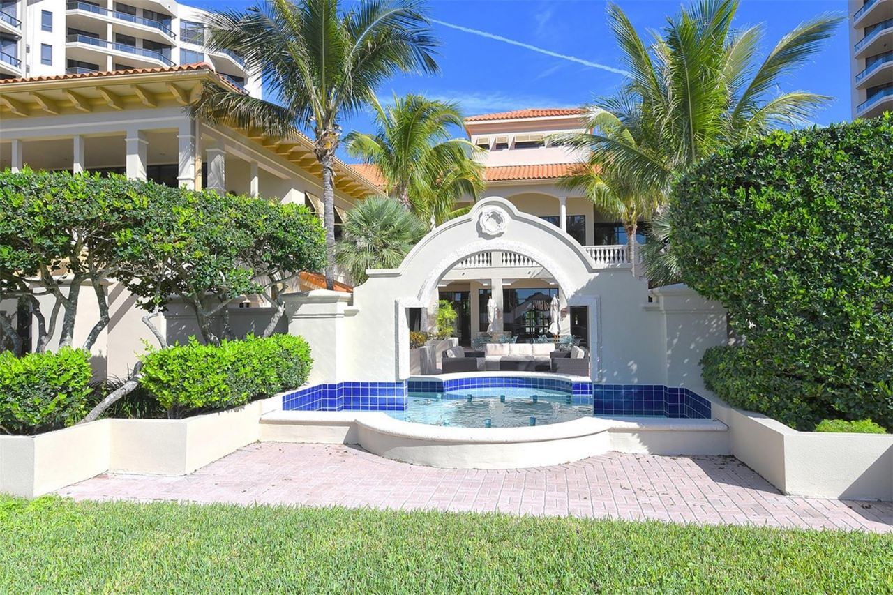 1281 Gulf Of Mexico Drive, Unit 111, Longboat Key, FL 34228 Photo