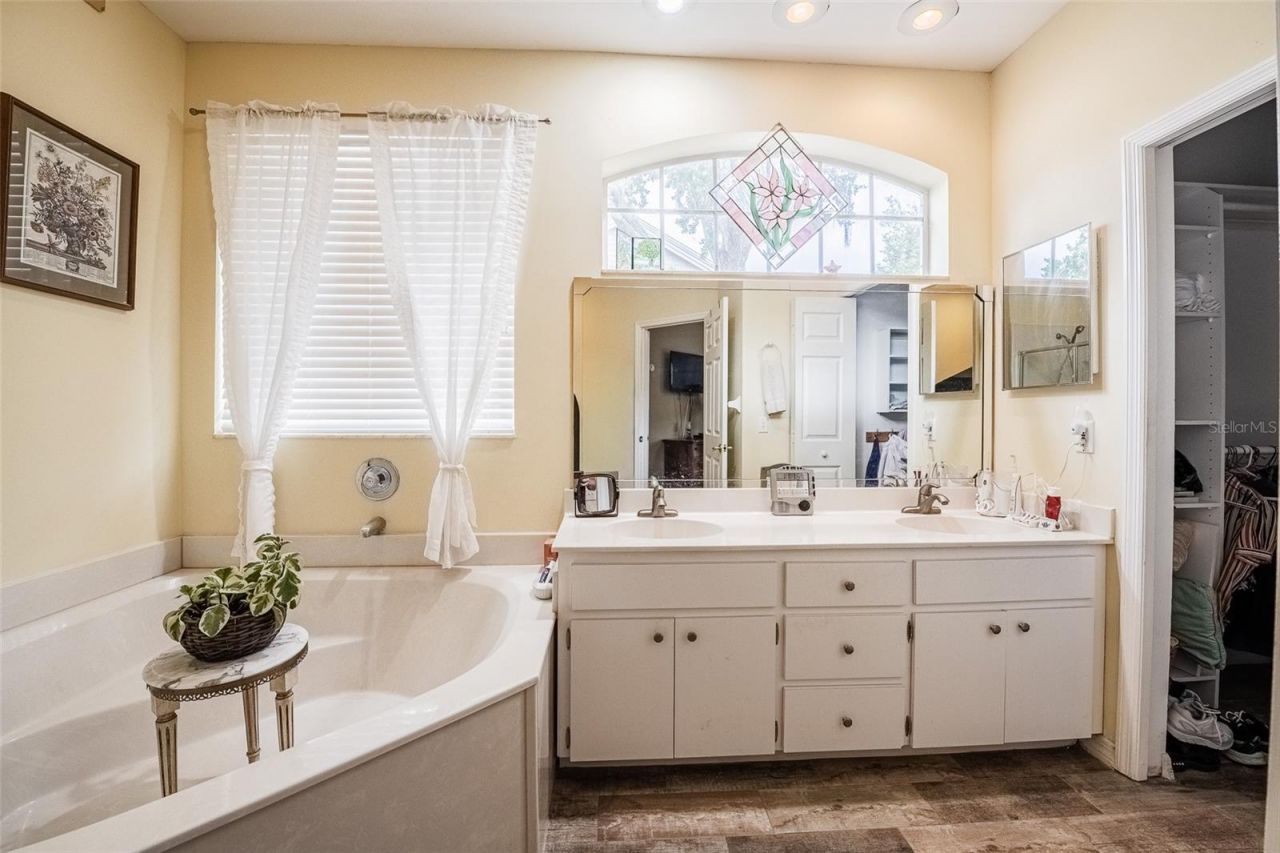 3140 Stonewater Drive , Unit 3140, Lakeland, FL 33803 Photo