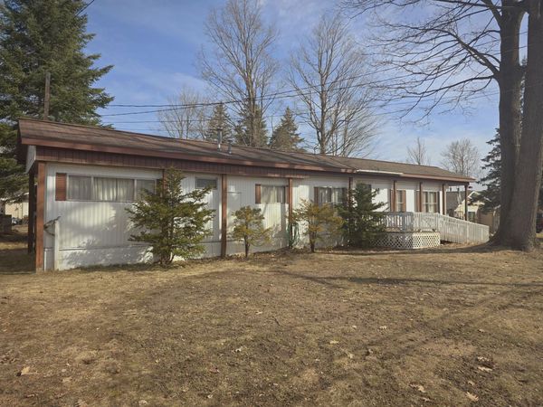 124 Victory Road, Houghton Lake, MI 48629