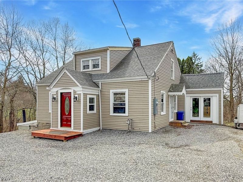 701 Lovers Lane, Steubenville, OH 43953 Photo 1