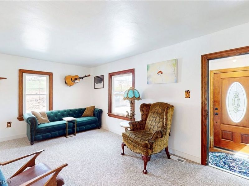 701 Lovers Lane, Steubenville, OH 43953 Photo 3