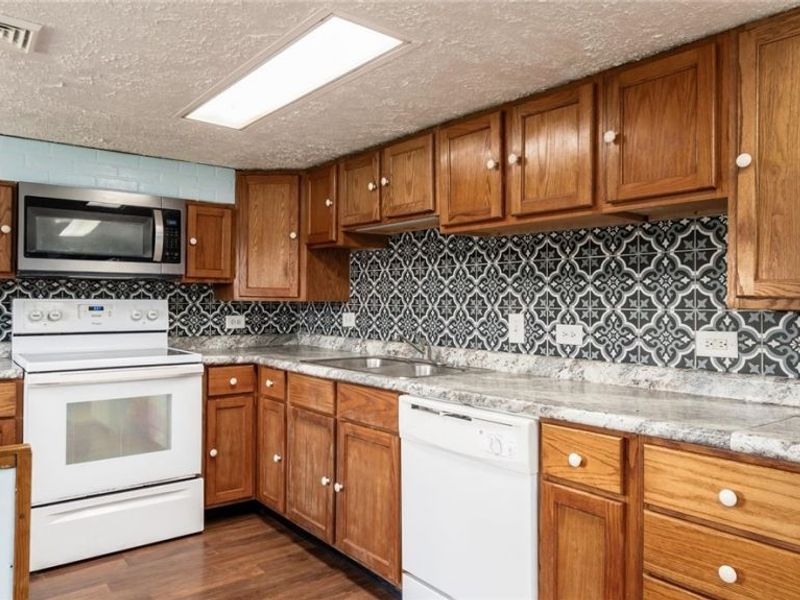 57737 Montour Road, Senecaville, OH 43780 Photo 8