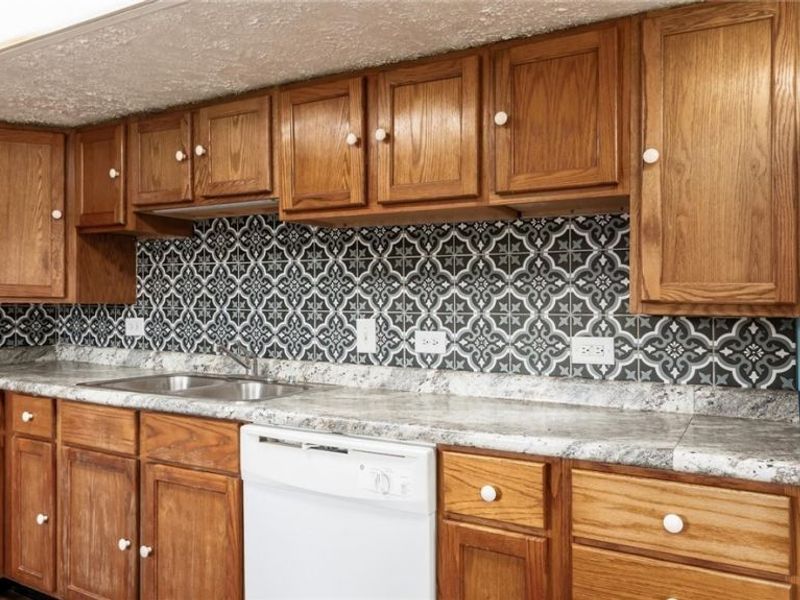 57737 Montour Road, Senecaville, OH 43780 Photo 9