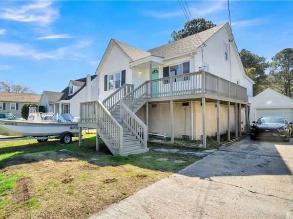 90 Ridge Road , Poquoson, VA 23662