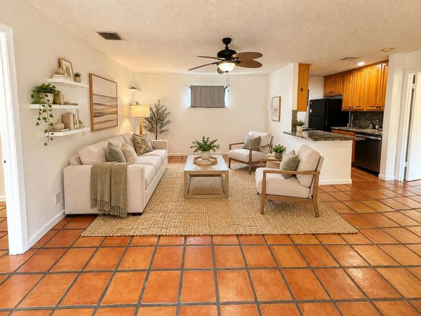 24 Crossings Circle, Unit H, Boynton Beach, FL 33435