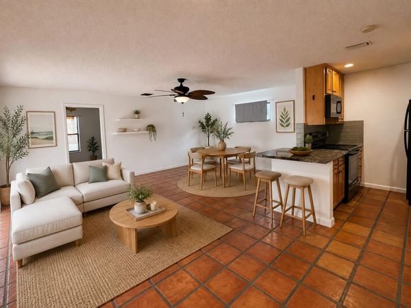 24 Crossings Circle, Unit H, Boynton Beach, FL 33435