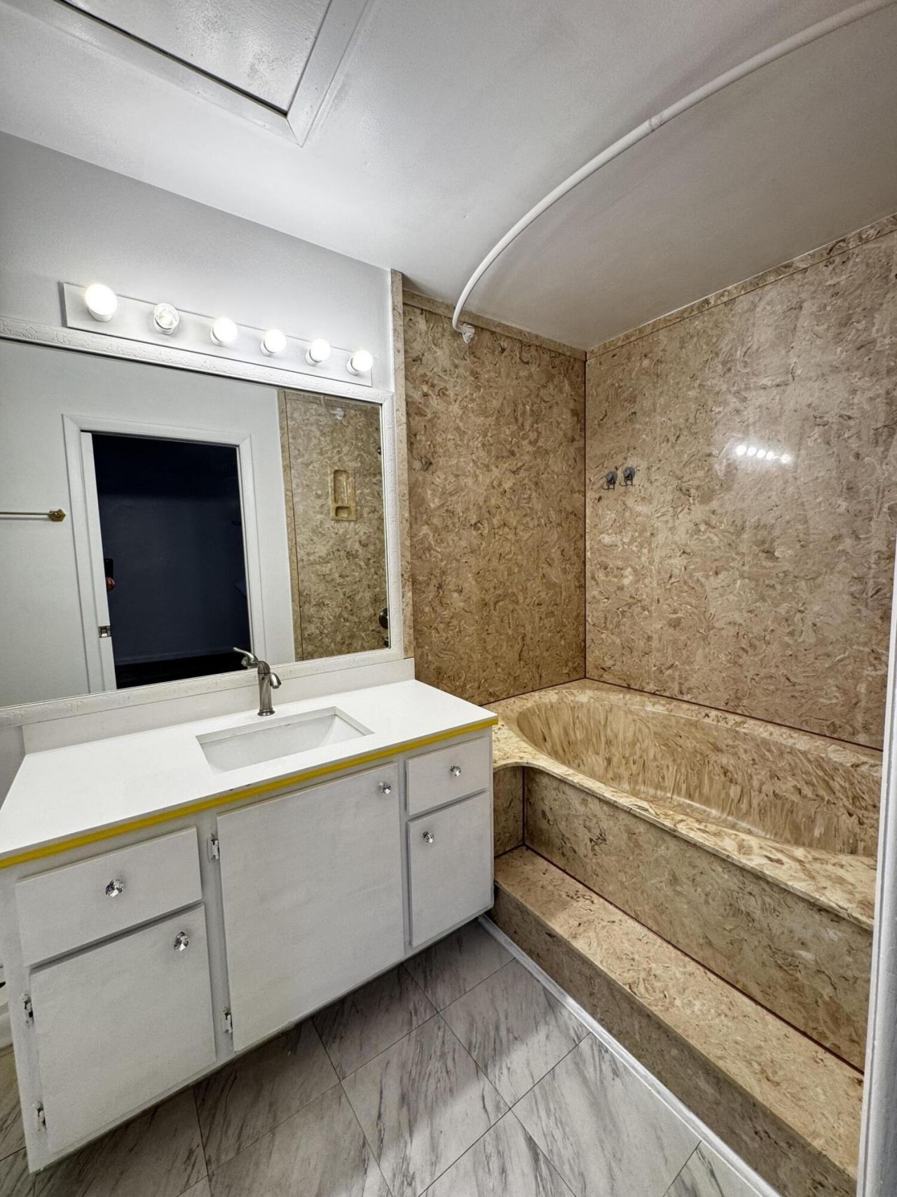 24 Crossings Circle, Unit H, Boynton Beach, FL 33435 Photo