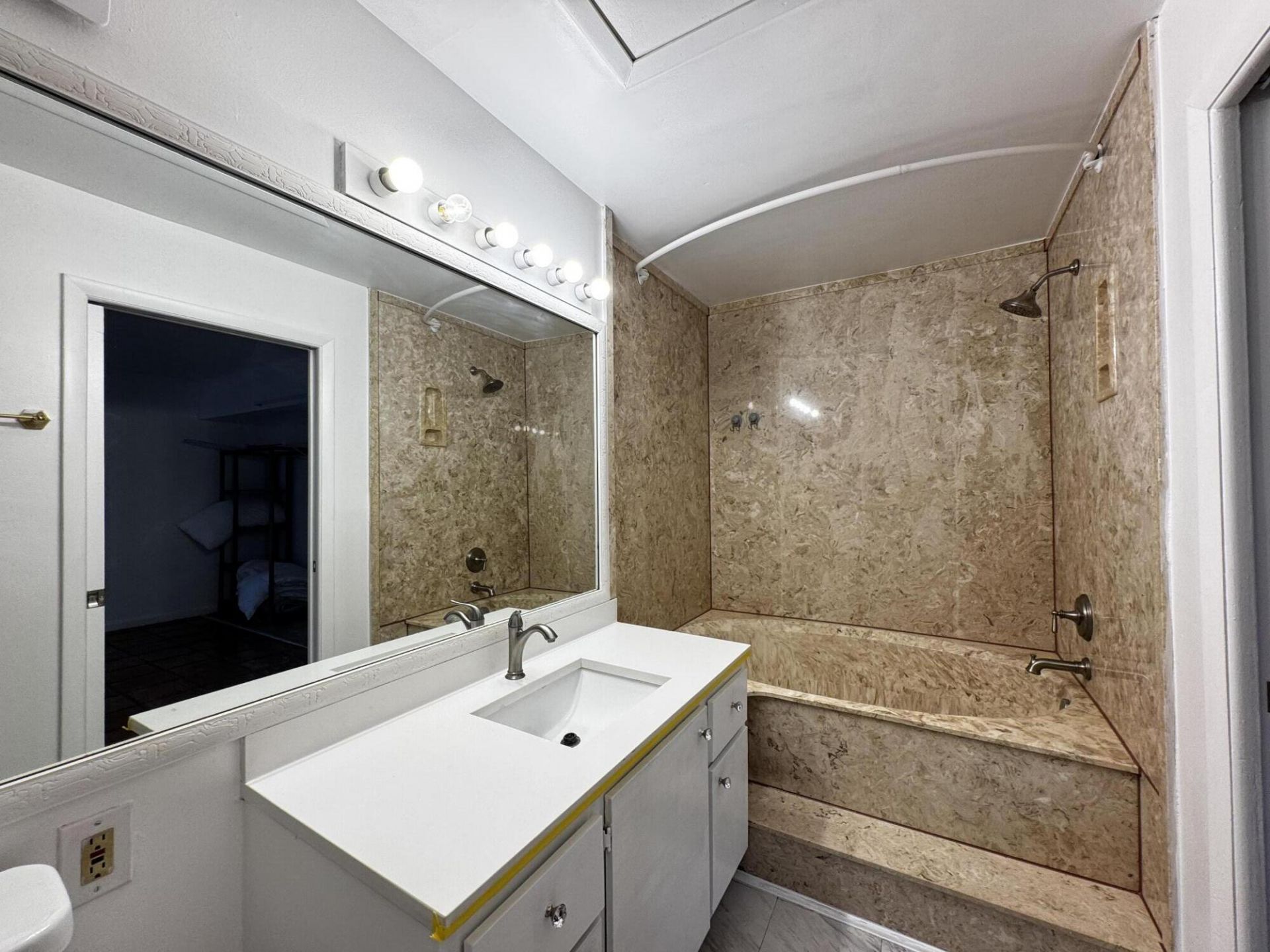 24 Crossings Circle, Unit H, Boynton Beach, FL 33435 Photo