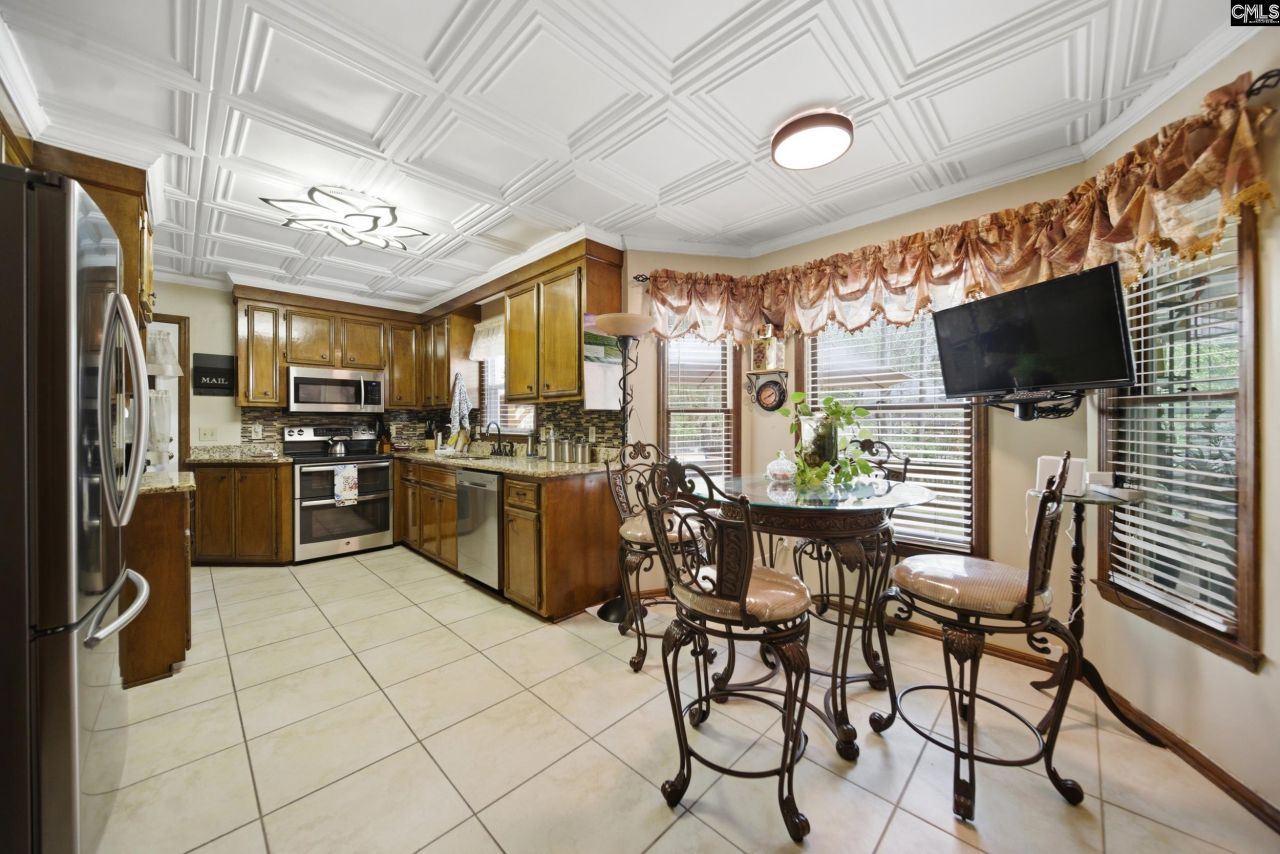 259 Hillsborough Road Photo 15