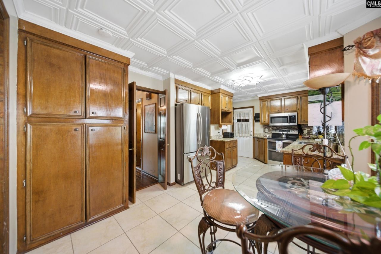 259 Hillsborough Road Photo 16