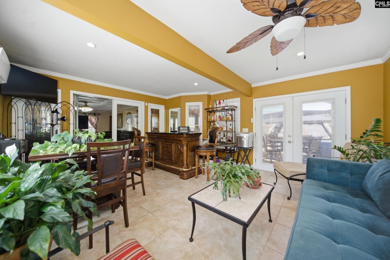 259 Hillsborough Road Photo 22