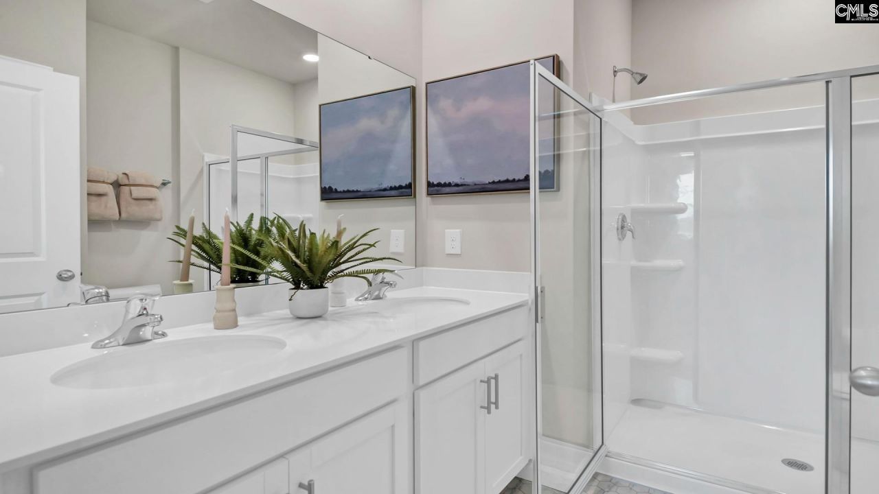 573 Edgetree Drive  Photo 16