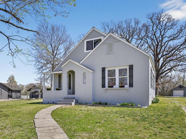 521 Oak Ridge Drive , Neosho, MO 64850