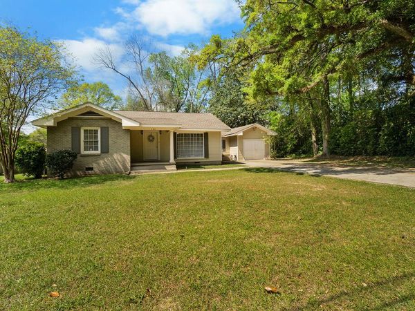 404 N 18th Ave., Hattiesburg, MS 39401