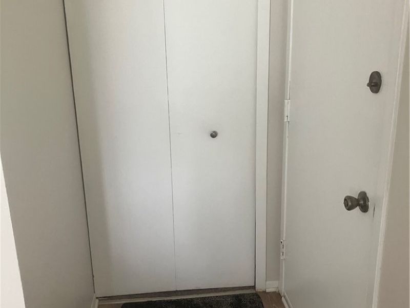 26187 Raintree Boulevard, Unit C5, Olmsted Falls, OH 44138 Photo 25