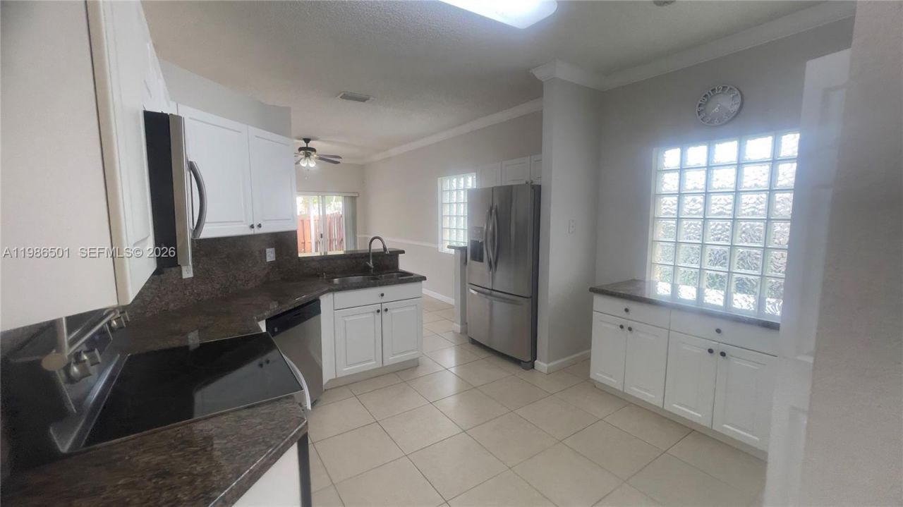 21331 SW 87th Ct , Cutler Bay, FL 33189 Photo