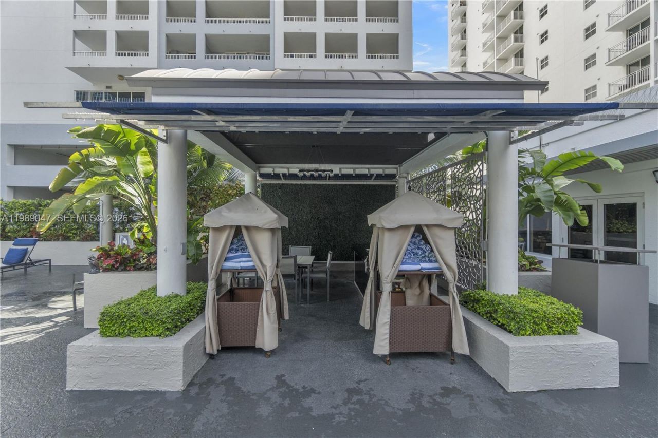 185 SE 14th Ter , Unit 1611, Miami, FL 33131 Photo