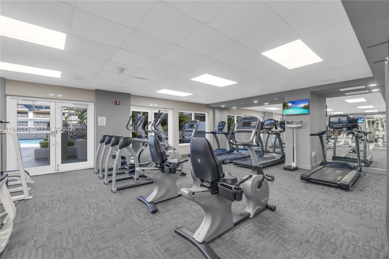 185 SE 14th Ter , Unit 1611, Miami, FL 33131 Photo