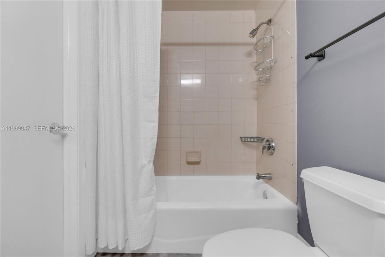 185 SE 14th Ter , Unit 1611, Miami, FL 33131 Photo